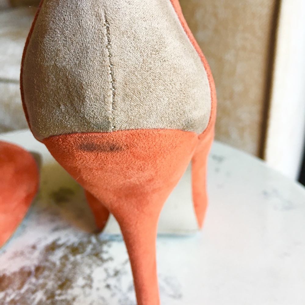 BOGO FREE CLOSET CLEAN OUT - Picture 5 of 8